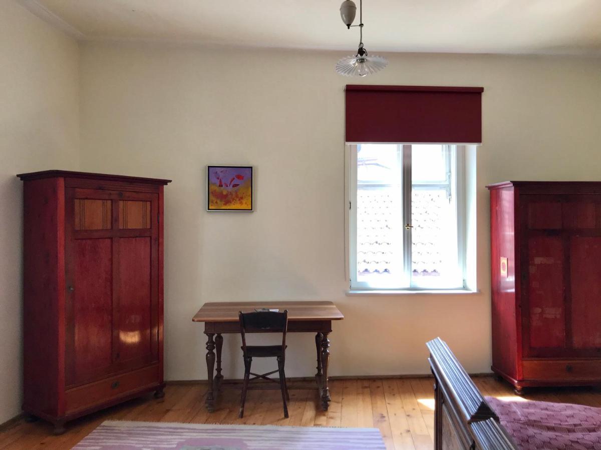 Ansitz Thalerhof Apartment Lana Exterior photo