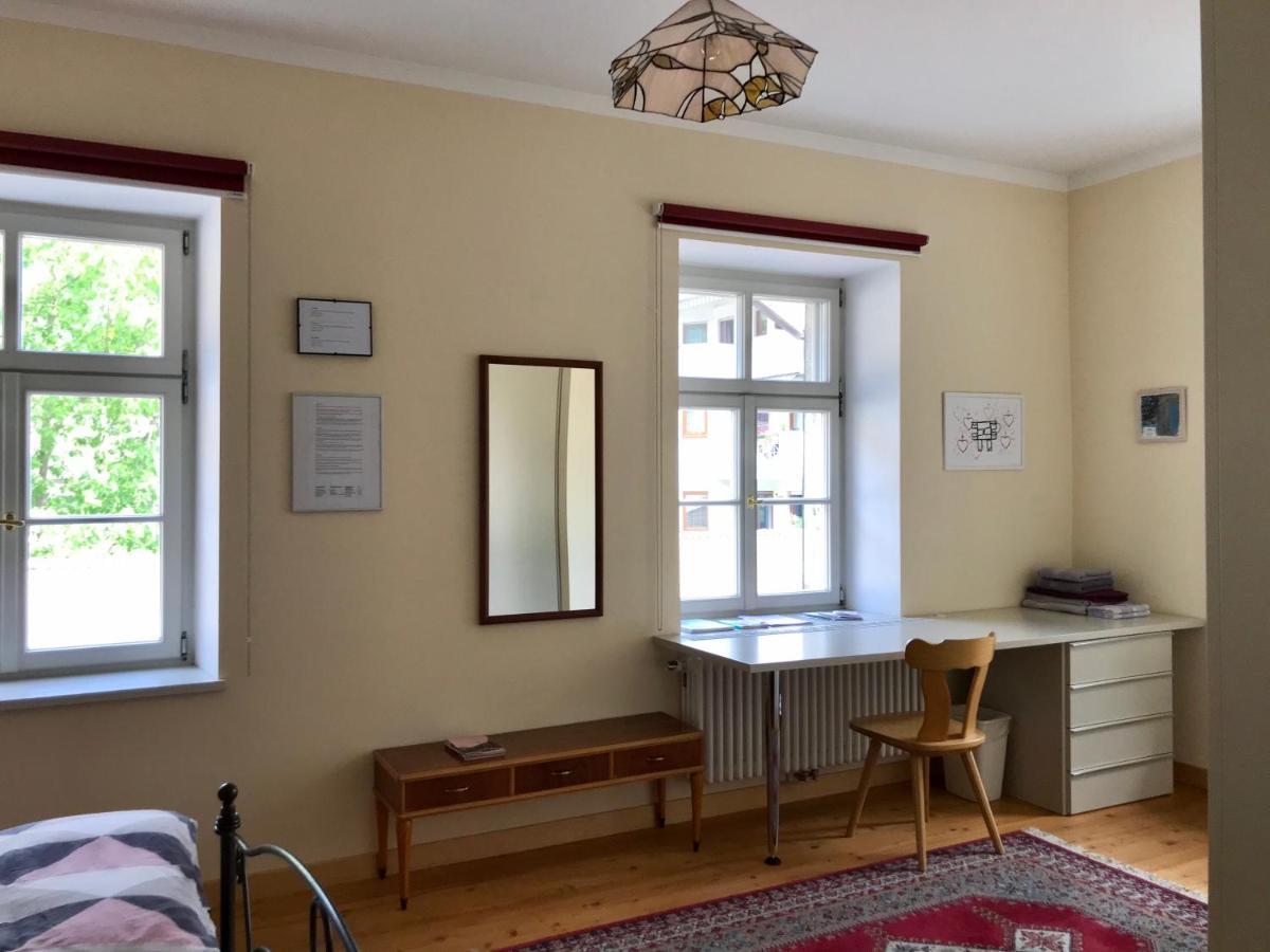 Ansitz Thalerhof Apartment Lana Exterior photo